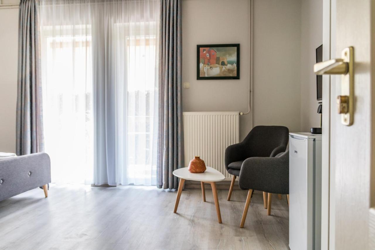 Villa 21 Boutique Rooms 巴拉顿诺尔马迪 外观 照片