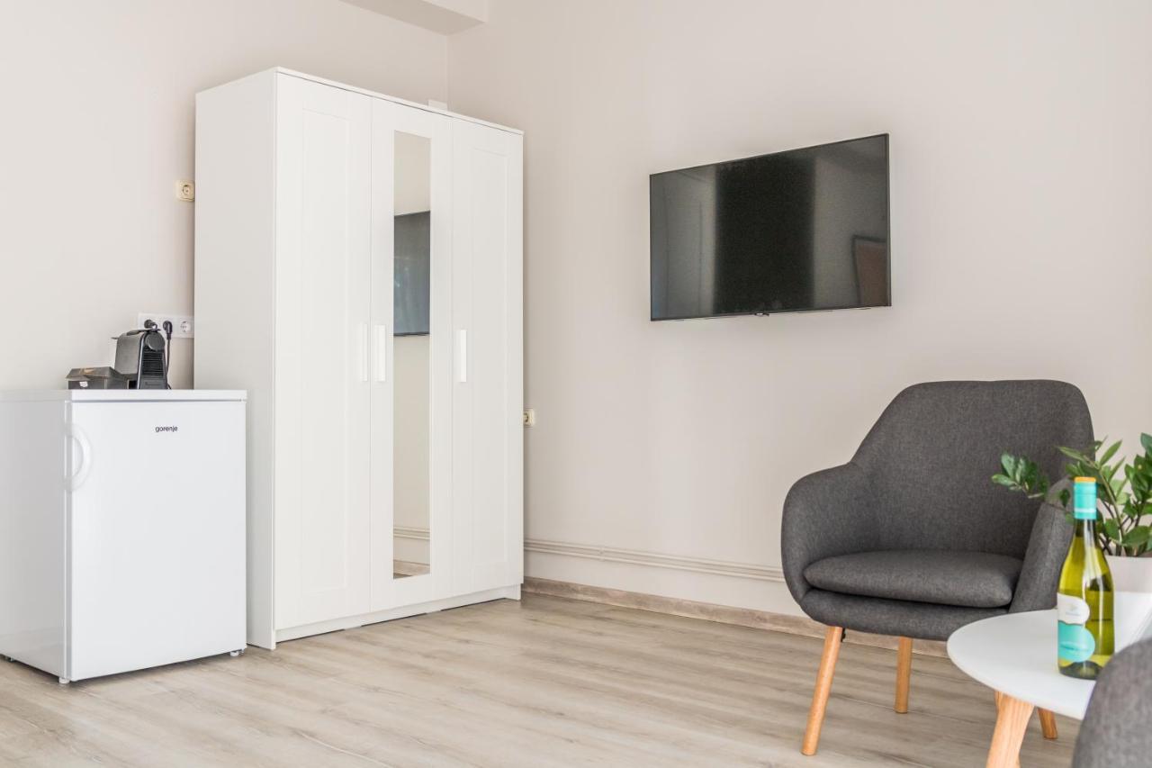 Villa 21 Boutique Rooms 巴拉顿诺尔马迪 外观 照片