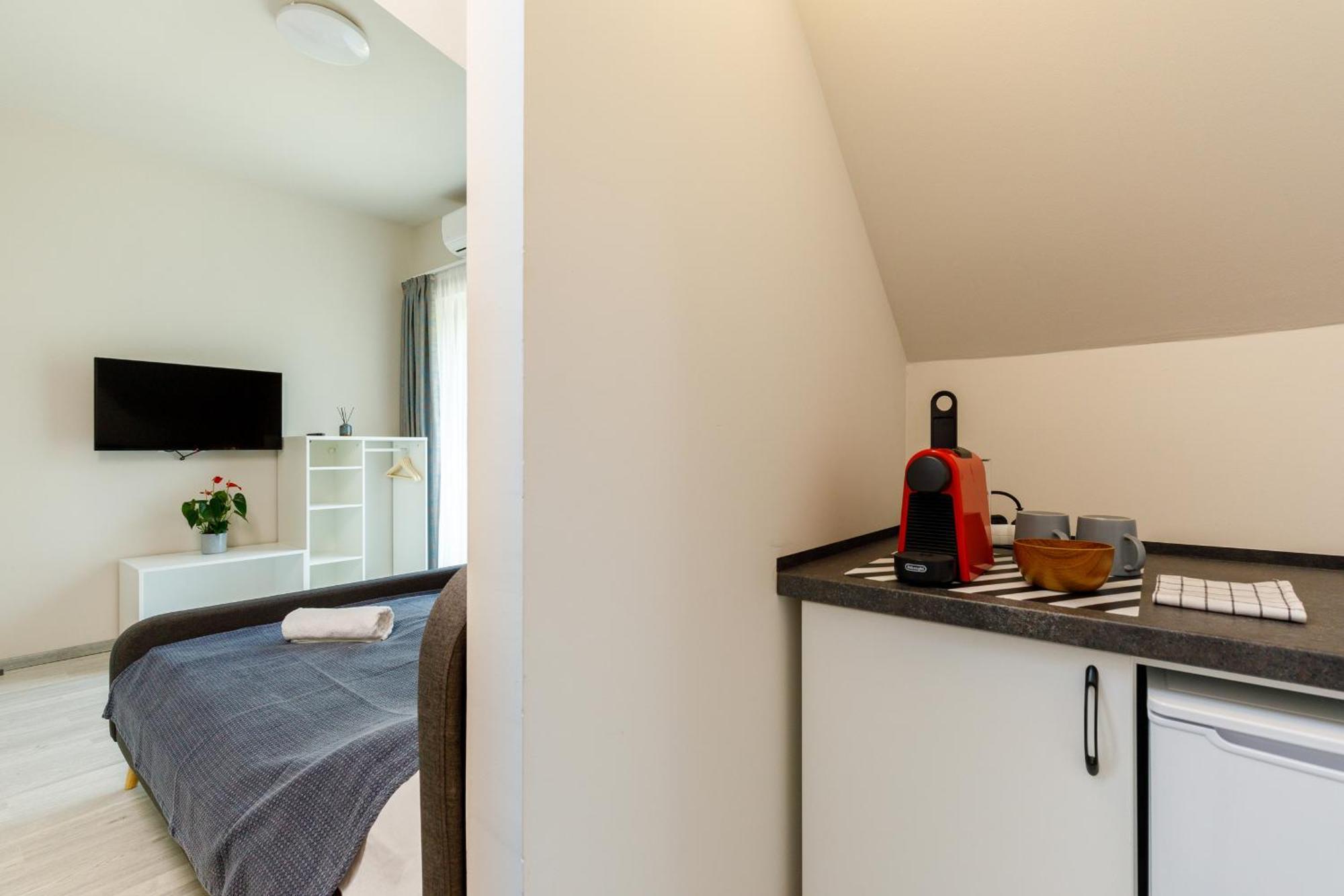 Villa 21 Boutique Rooms 巴拉顿诺尔马迪 外观 照片